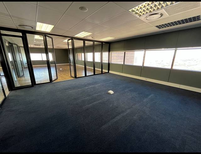 956M² OFFICE TO LET IN CAPE TOWN CITY CENTRE